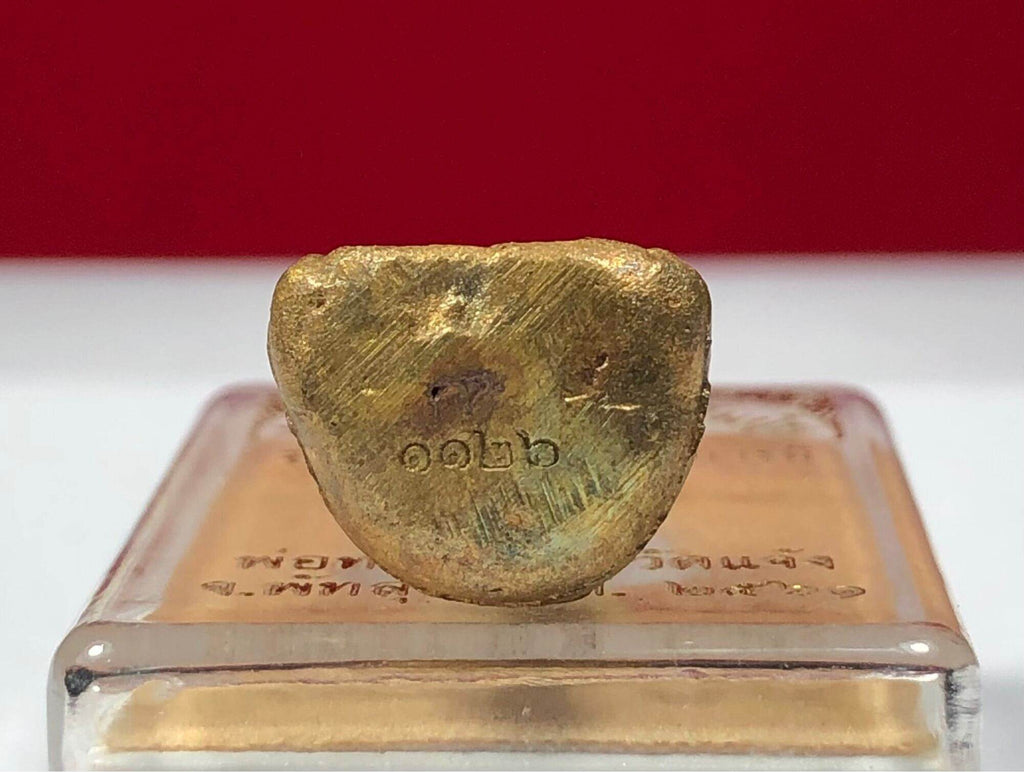 Phra Phidta Amulet for Wealth - Maha Larp Maha Baramee for Prosperity and Abundance