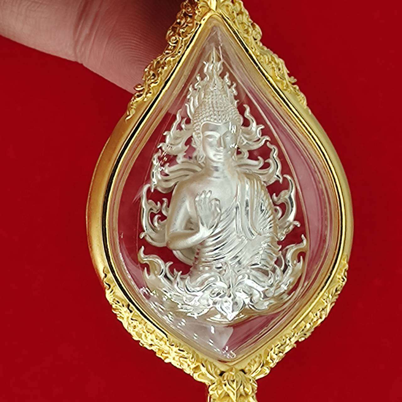 Phra Phuttha Arokaya Amulet Pendant for Spiritual Healing and Protection