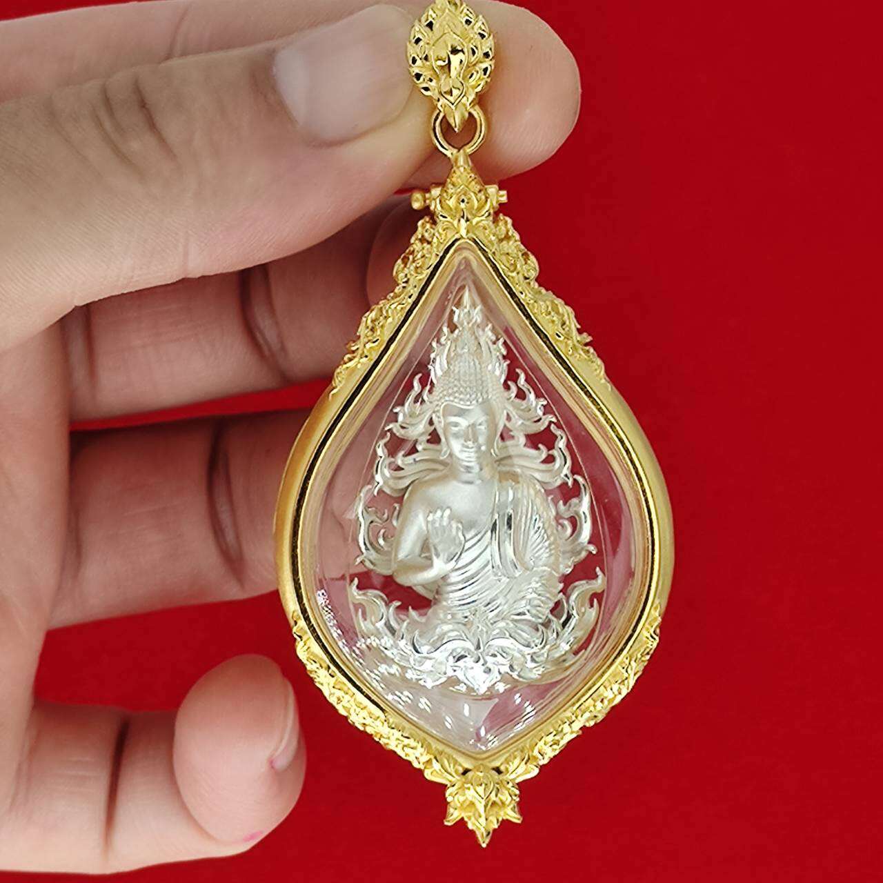 Phra Phuttha Arokaya Amulet Pendant for Spiritual Healing and Protection