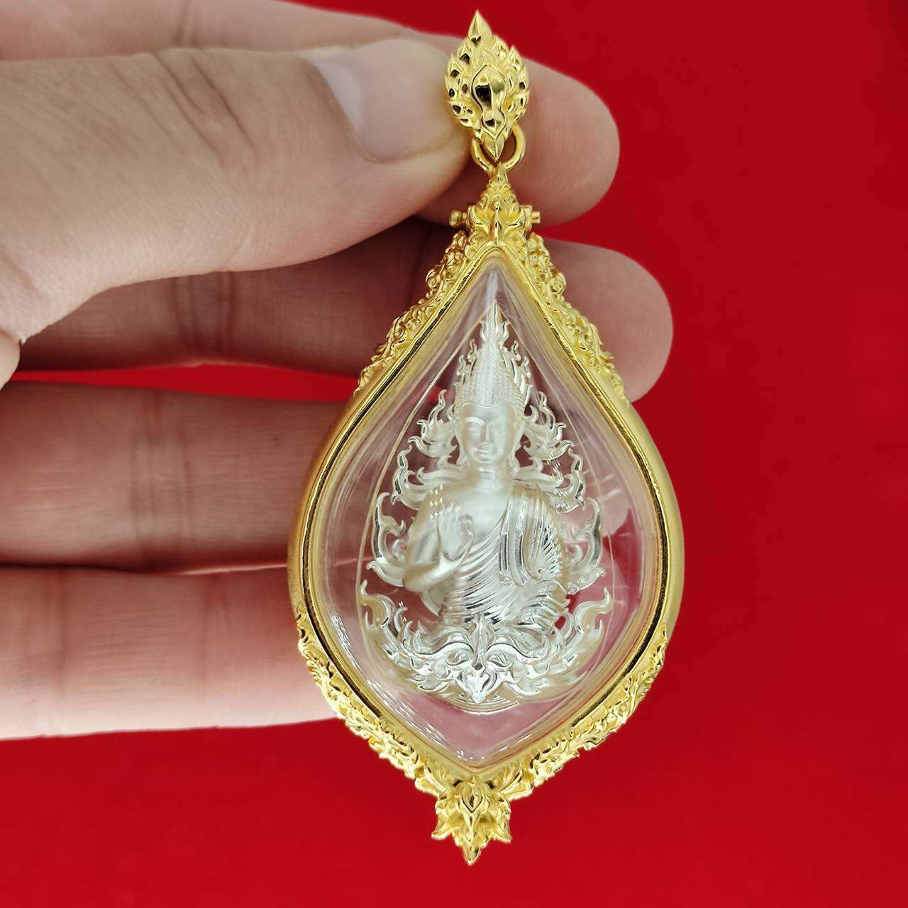 Phra Phuttha Arokaya Amulet Pendant for Spiritual Healing and Protection