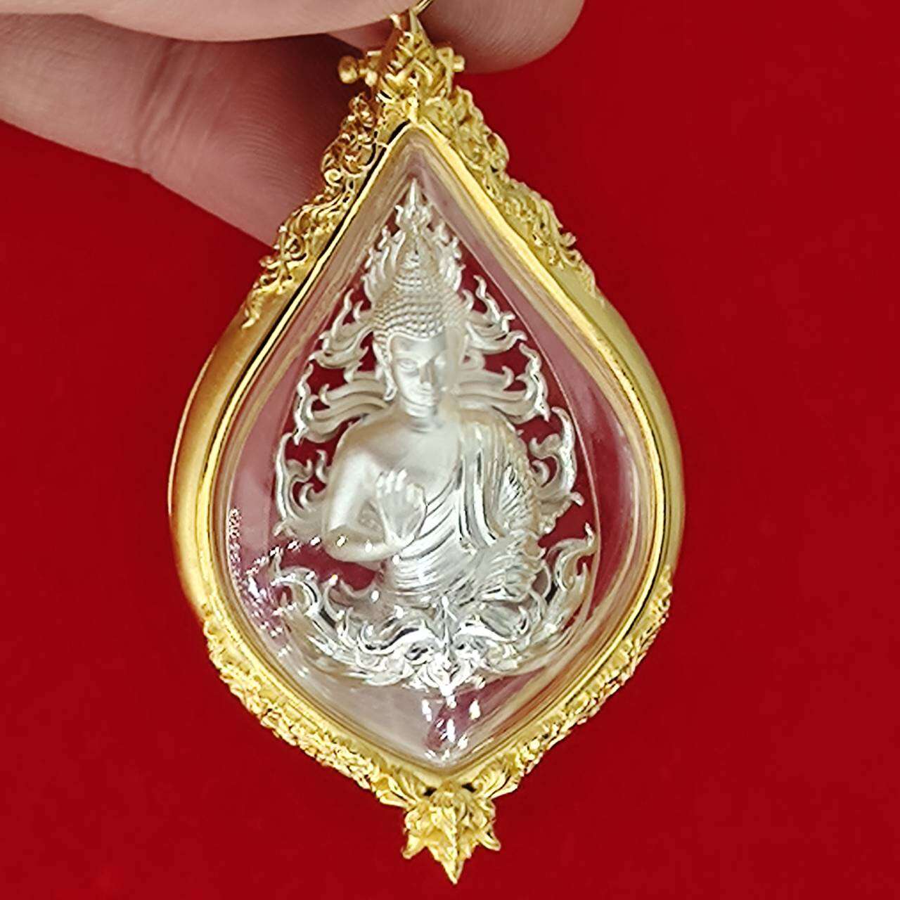 Phra Phuttha Arokaya Amulet Pendant for Spiritual Healing and Protection