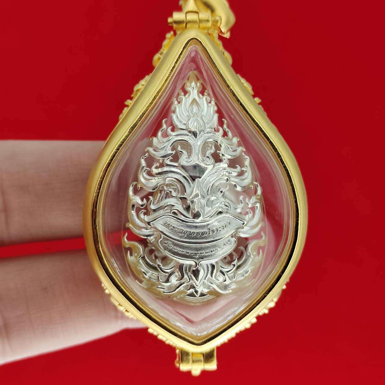 Phra Phuttha Arokaya Amulet Pendant for Spiritual Healing and Protection