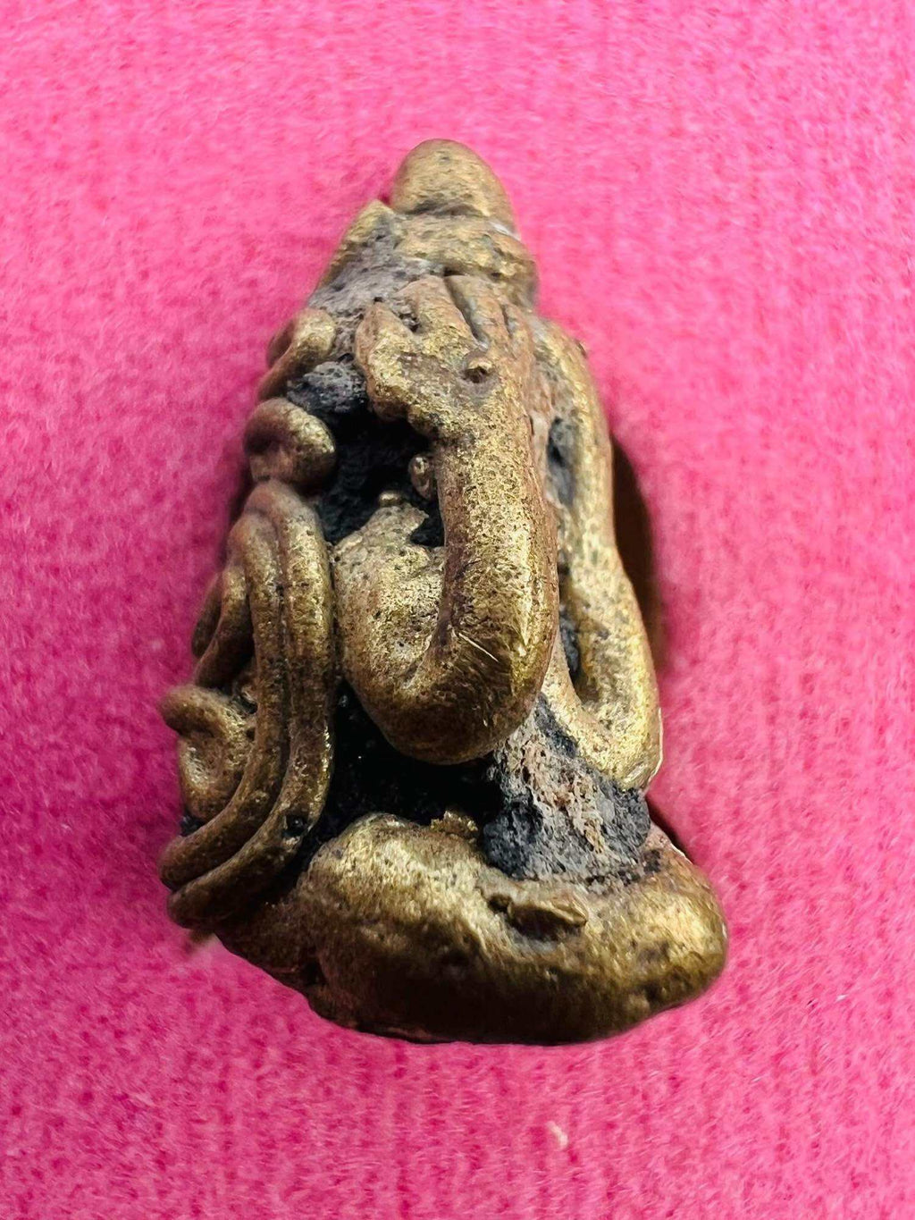 Phra Pidta Amulet for Protection, Wealth, and Unstoppable Success