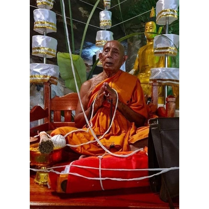 Thai Phra Pidta Norah Amulet First Generation for Protection and Good Fortune