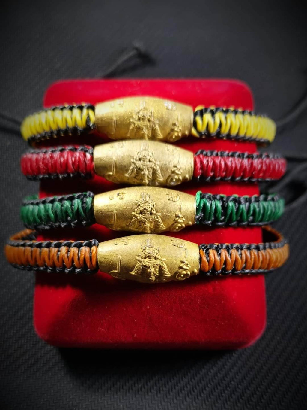 Phra Thao Wes Suwan Amulet First Edition - Rare Spiritual Charm for Protection and Success