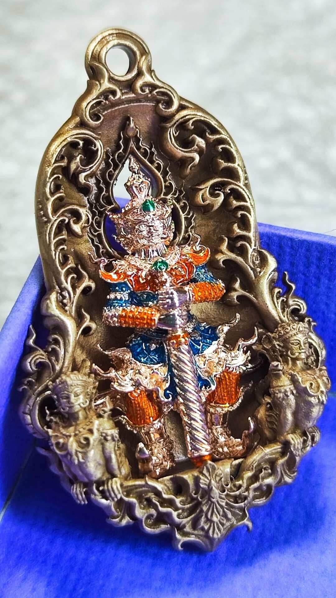 Phra Thao Wetsuwan Amulet for Enhanced Protection and Luck
