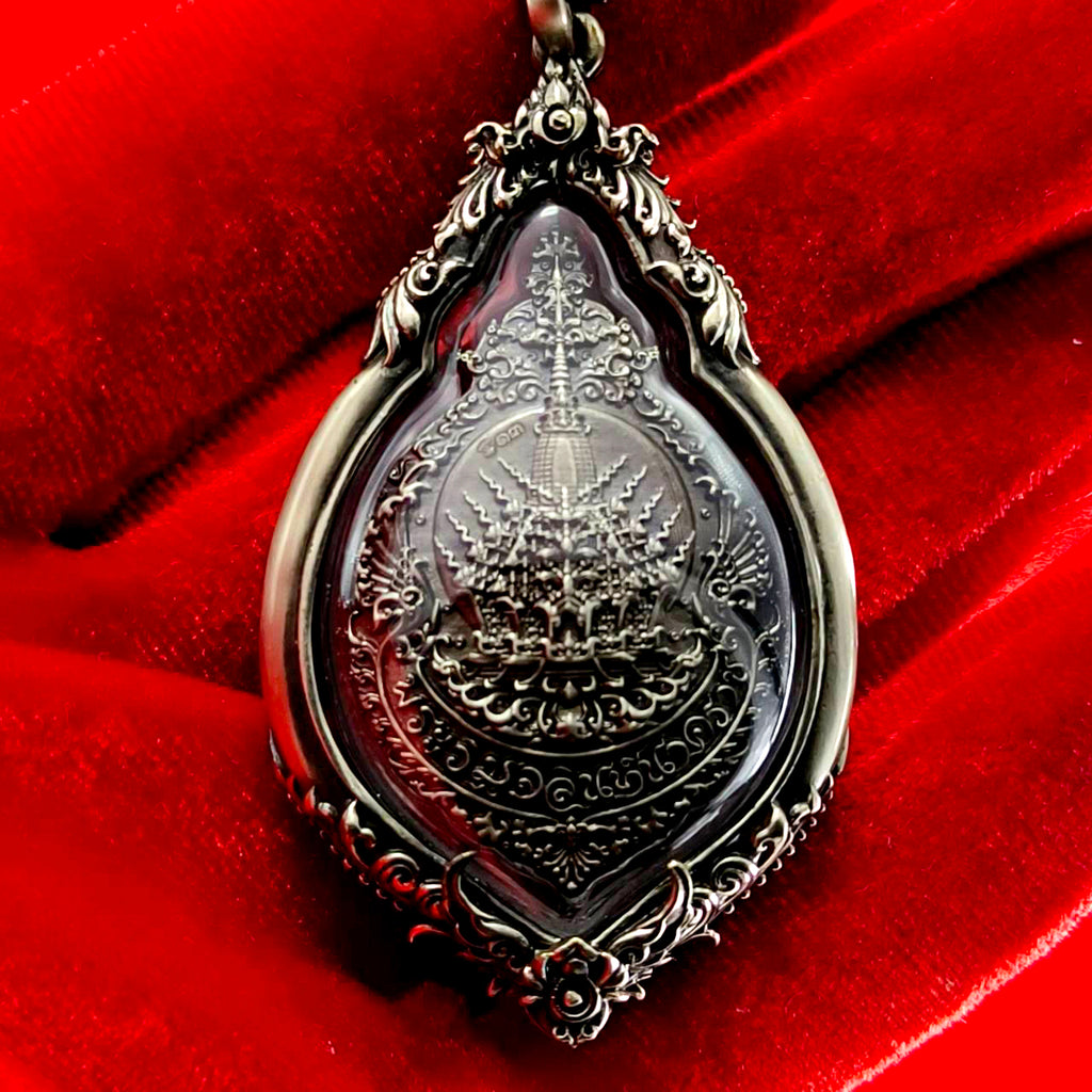 Phra Wimujalin Amulet for Divine Protection and Spiritual Majesty