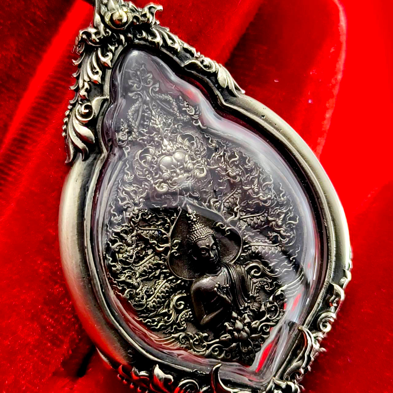 Phra Wimujalin Amulet for Divine Protection and Spiritual Majesty