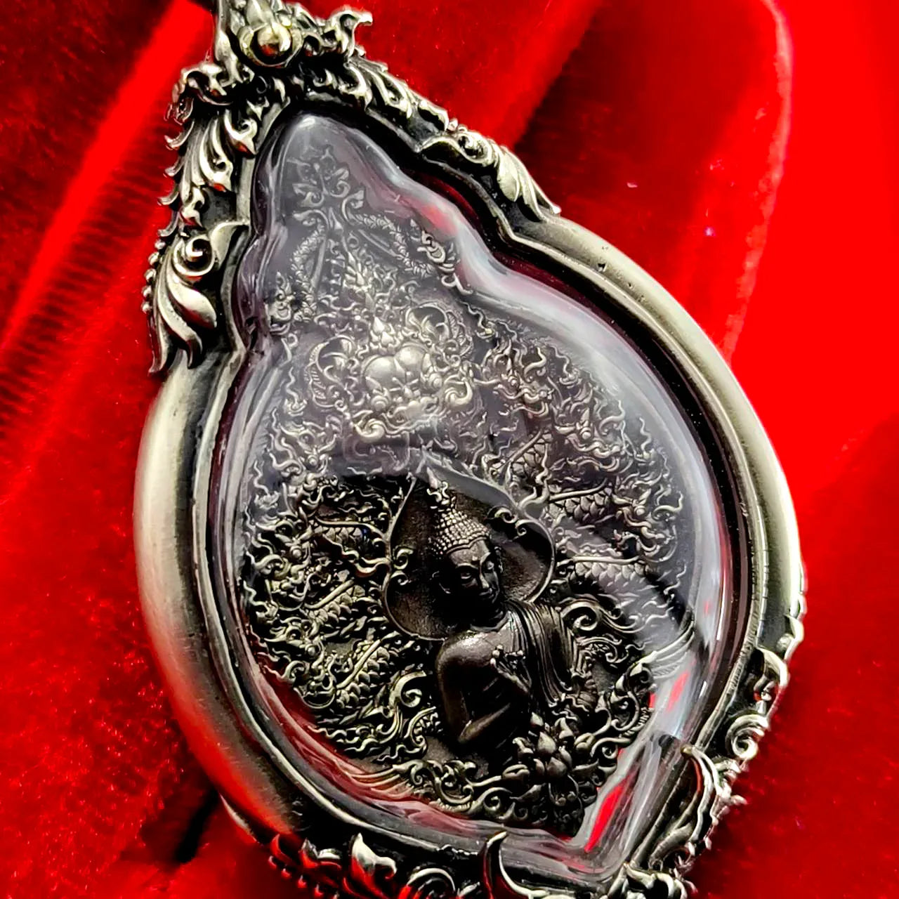 Phra Wimujalin Amulet for Divine Protection and Spiritual Majesty
