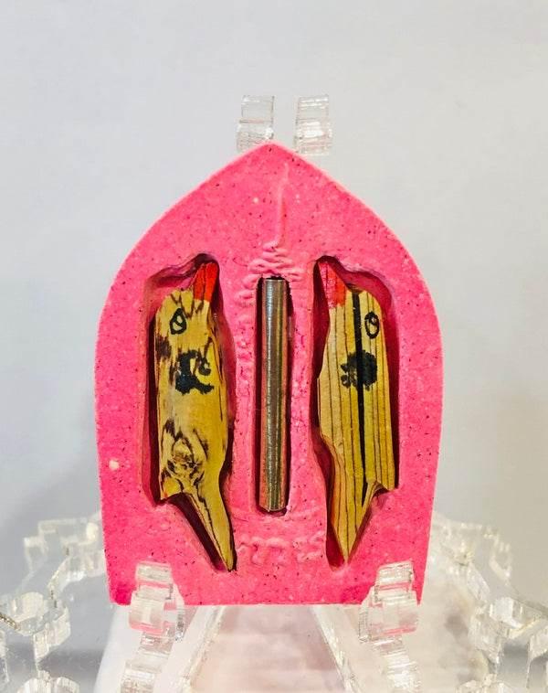 Phrai Ngern Lan Amulet for Wealth - Thai Prosperity Religious Decor
