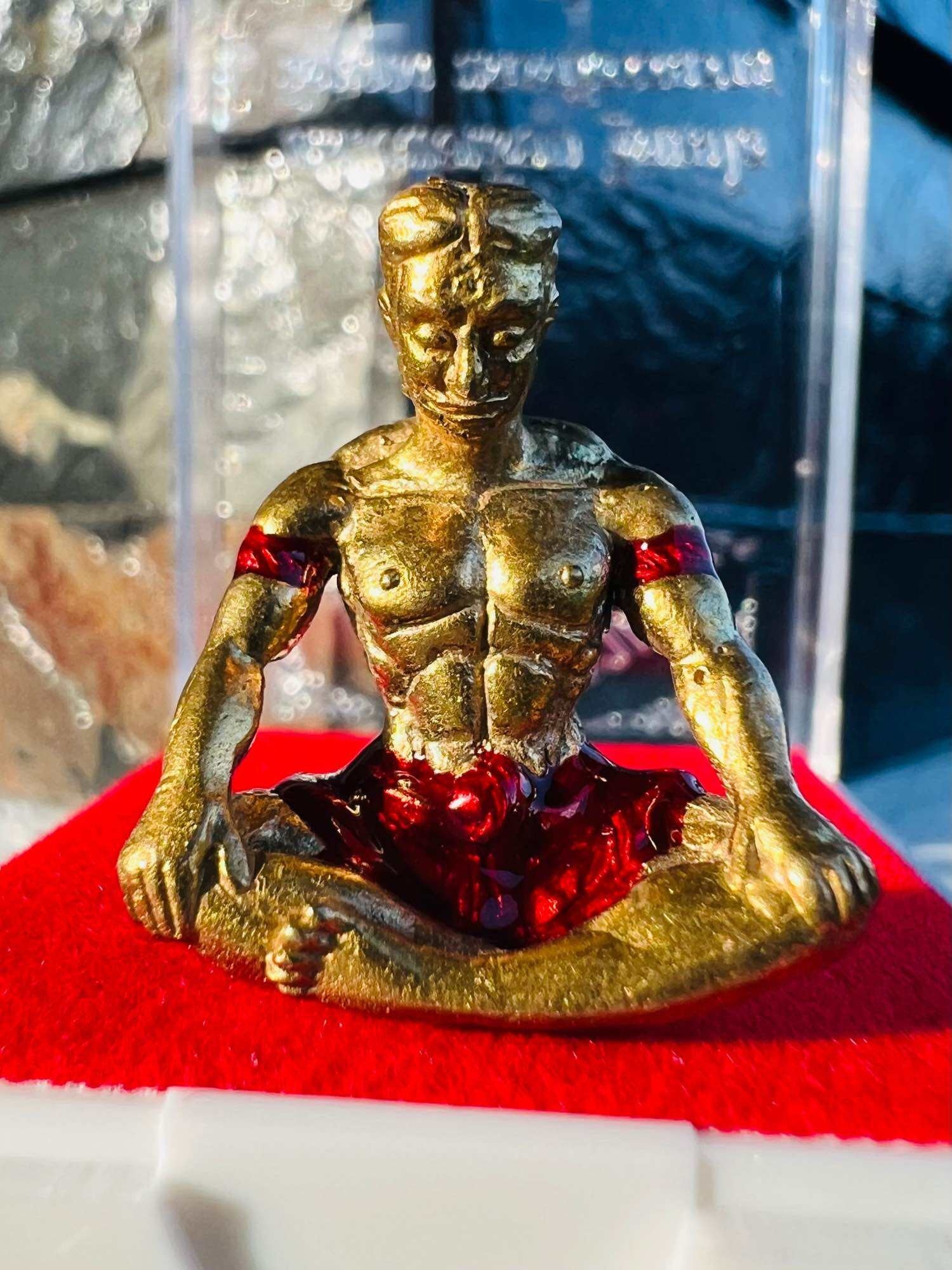 Powerful Thai Animatronic Charm Hun Payon Maha Weth, 1st Edition