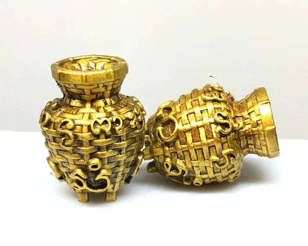 Powerful Wealth-Attracting Takong Dak Sap Amulet by Phra Kruba Kittichai Khemchari, Wat Pang Makong, Chiang Dao, Chiang Mai