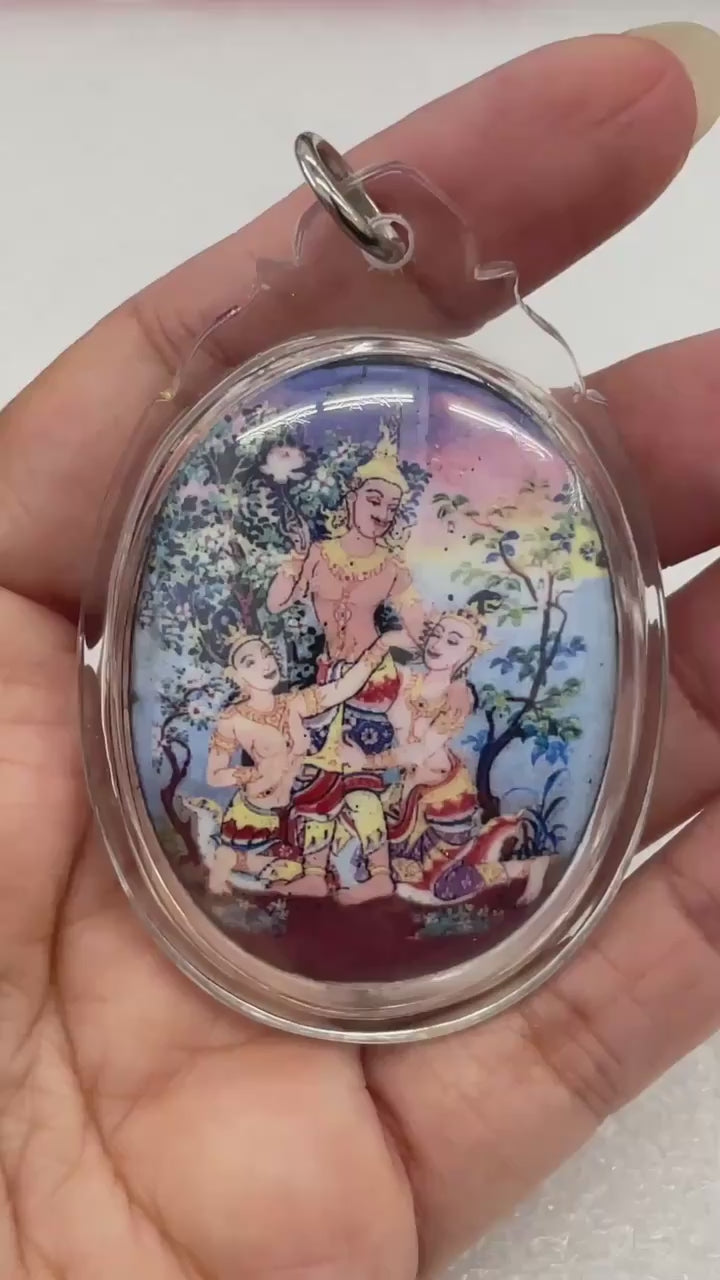 ✨ Phet Phaya Thon Medium Sacred Locket – Empowered Blessings by Luang Pu In, Wat Nong Mek, Surin