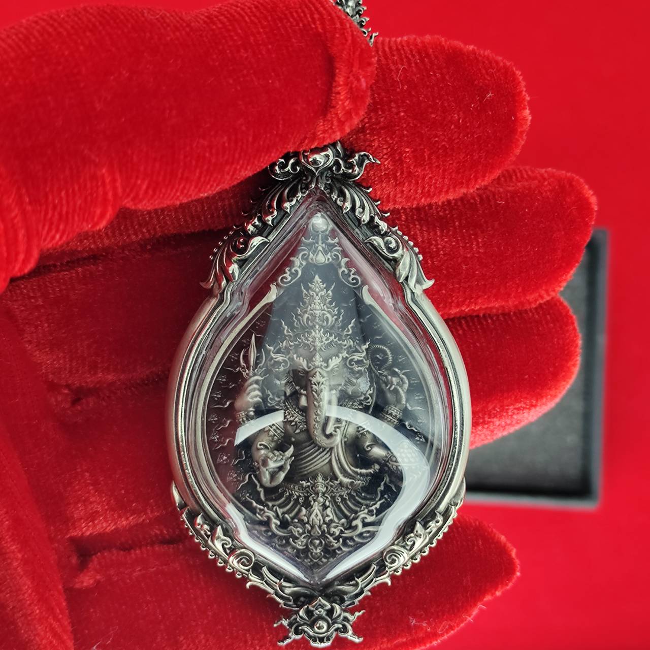 Prosperity Ganesh pendant Thailand in silver frame with intricate details for spiritual decoration