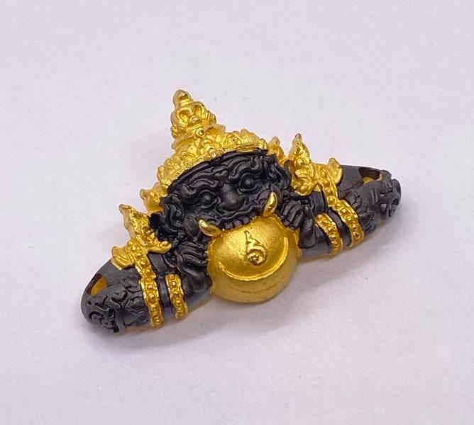 Rahu Amulet for Wealth - Authentic Thai Religious Decor for Prosperity แบล็ค ทอง