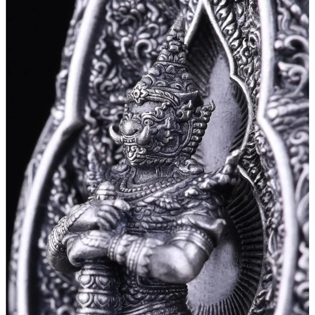 Thao Wessuwan Amulet for Authentic Protection and Prosperity Vessavana