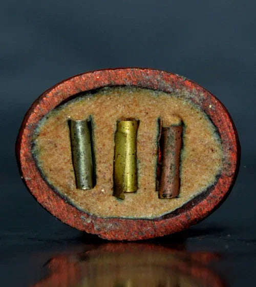 🪬 Ruesi Pu Chao Saming Phrai Red Bronze Amulet – Luang Ta Or, Wat Chong Khae (B.E. 2568), 2.9 × 2.0 cm Wealth, Fortune & Charisma Talisman