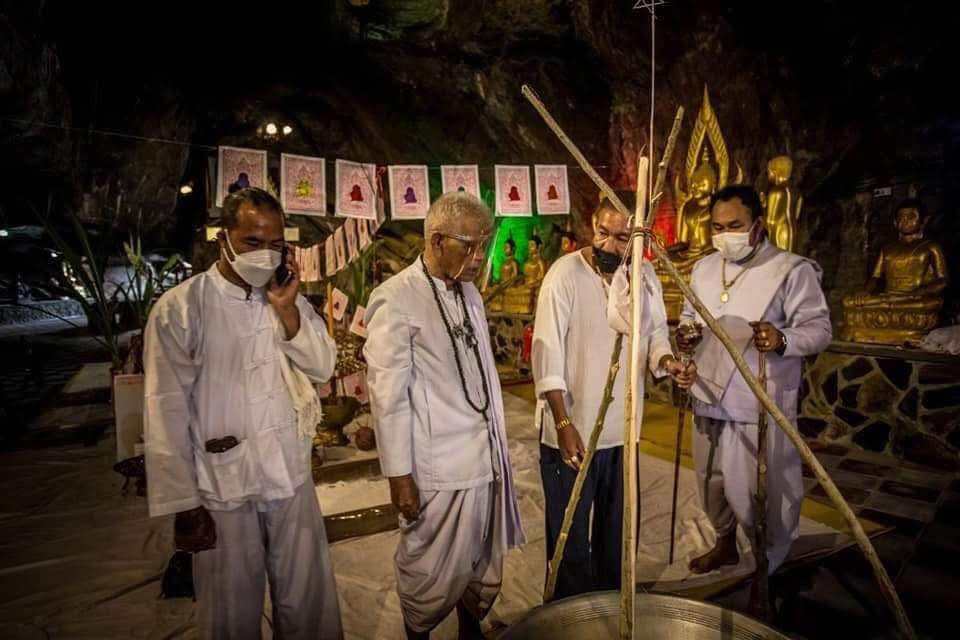 Sacred Elephant Takrud Amulet by Phra Ajarn Prasoot Piyathammo - Empower Your Spiritual Journey