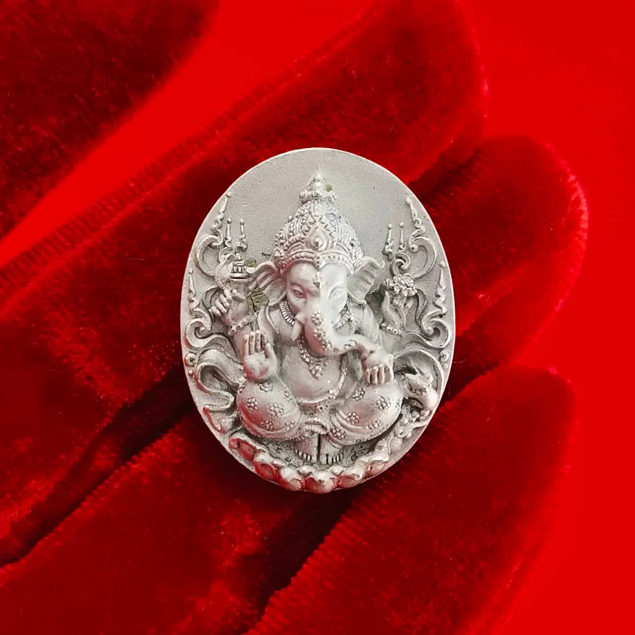 Sacred Ganesha Talisman for Fortune - Sirimonkol 82 Edition