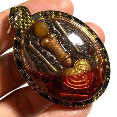 ✨ Sacred Locket In Koo Sakot Kam - Maha Sanaeh Love & Lust Charm with 4 Takrut, Palad Paetch Payatorn & Na Ok Dtaek Broken Heart Spell - Extreme Limited Edition by Ajarn Ton Rak (Supan Buri) - Seduction, Gambling Luck & Business Persuasion Relic