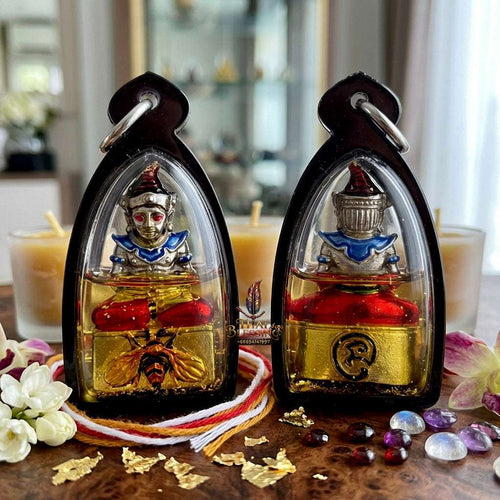 ✨ Sacred "Phaya Ngang Maeng Wan Kham" (Golden Fly Ngang): White Gold Alloy & Enamel Edition, Encased in "Wahn Dok Thong" Sacred Oil – Consecrated by Kruba Khamfan, Wat Kor Chok, Chiang Mai (2025) Thai Blessing Co By RURUECHA