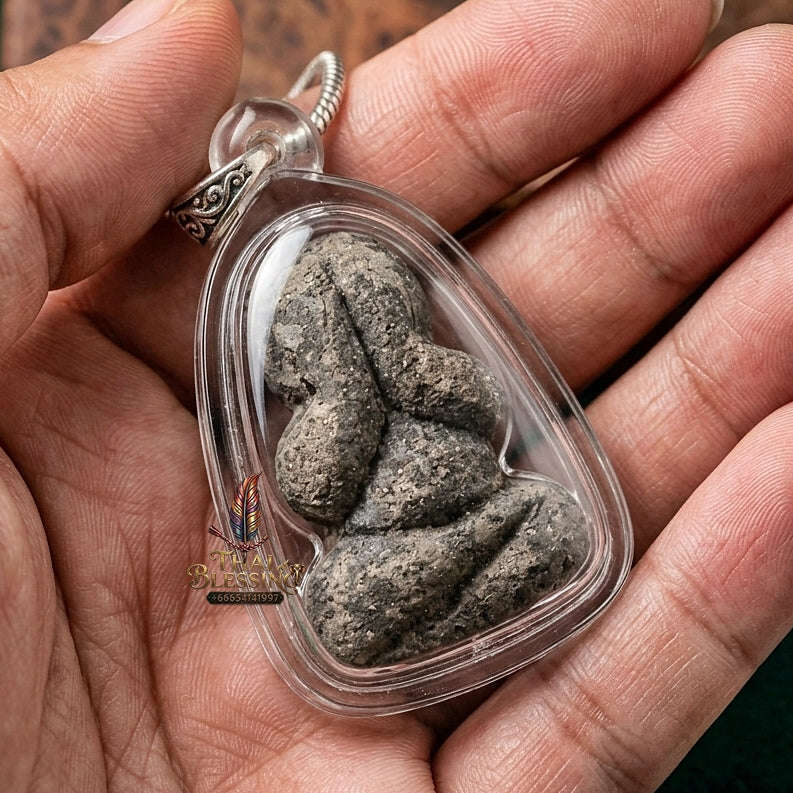 Sacred Phra Pidta Chan Thawee Black Herb Amulet (Wealth Magnet) – Ajarn Plien BE 2562