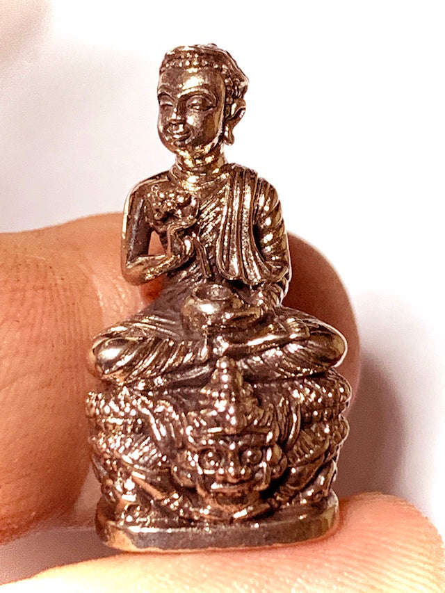 ✨ Sacred Phra Upakut 'Nuer Duang' Amulet 2015 – Polished Red Satang Copper Edition by Kruba Na (Doi Ihuy) – The Ultimate Destiny-Enhancing Talisman for Overcoming Obstacles, Supreme Wealth, and Winning Luck (3.1 x 1.8 cm)