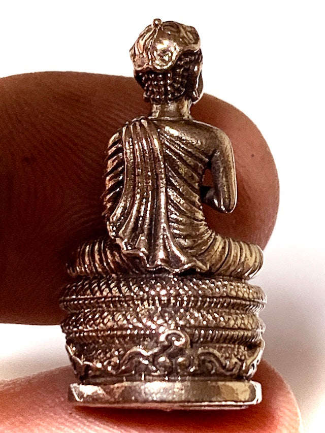 ✨ Sacred Phra Upakut 'Nuer Duang' Amulet 2015 – Polished Red Satang Copper Edition by Kruba Na (Doi Ihuy) – The Ultimate Destiny-Enhancing Talisman for Overcoming Obstacles, Supreme Wealth, and Winning Luck (3.1 x 1.8 cm)