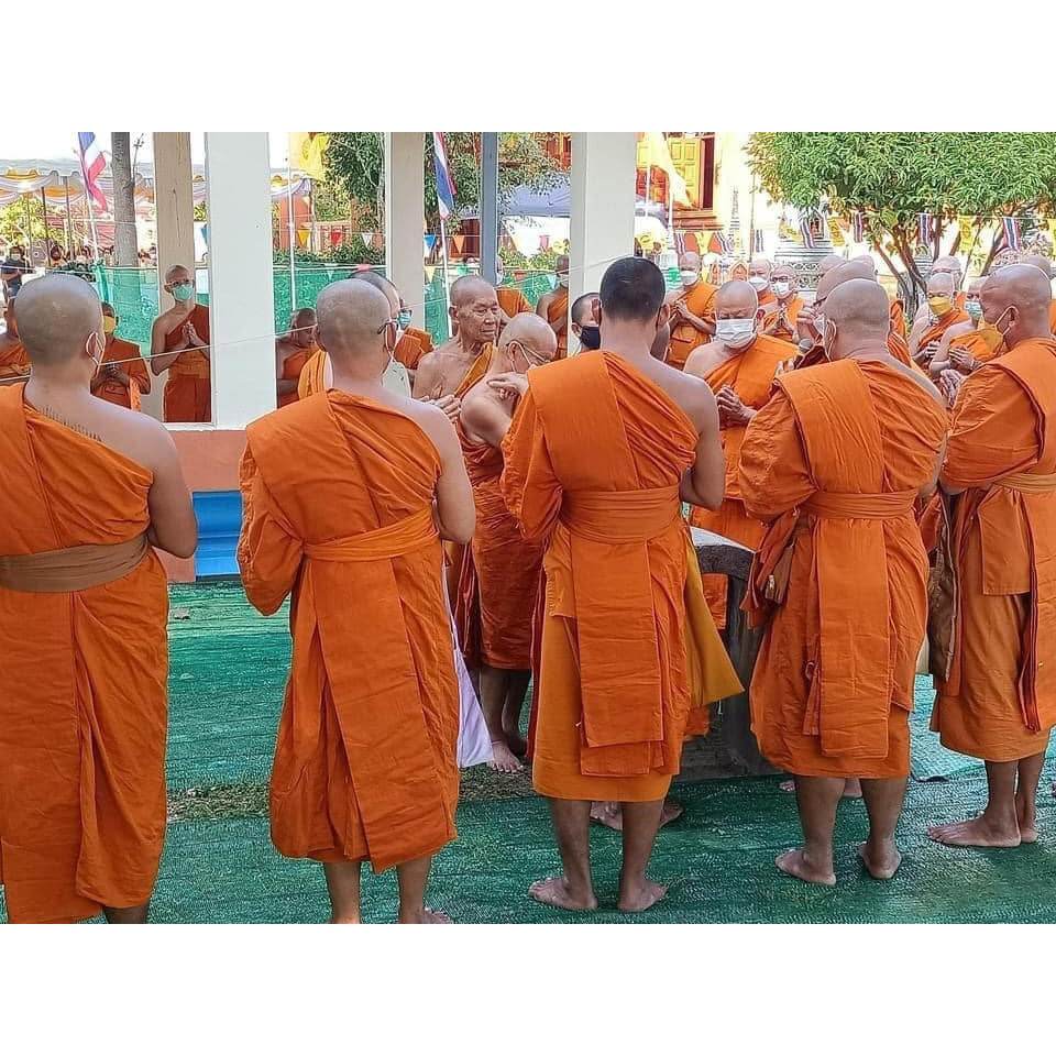 Sacred Protection Oil Luang Pho Ruay for Eliminating Black Magic and Cleansing Evil Energy