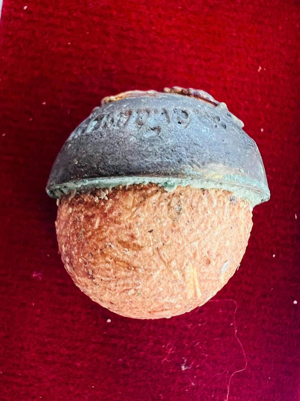 Unleash Prosperity with the Legendary Luk Nu Bhandal Sap Charm - Ancient Bullet and Arrow Amulet from Southern Thailand