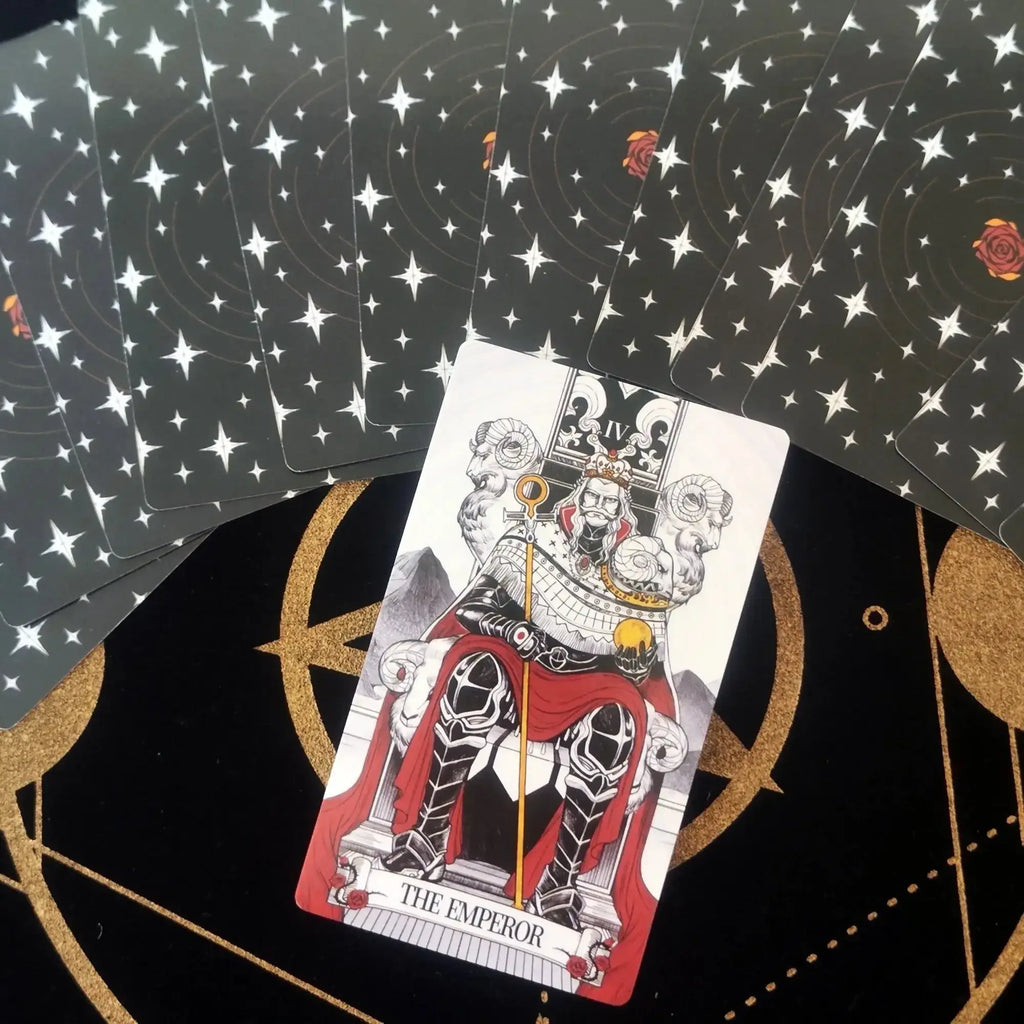 🔮 Secret Mirror Tarot – Feminine Art Tarot Deck with Rich Symbolism & Monochrome Design, English Guidebook, 12x7cm