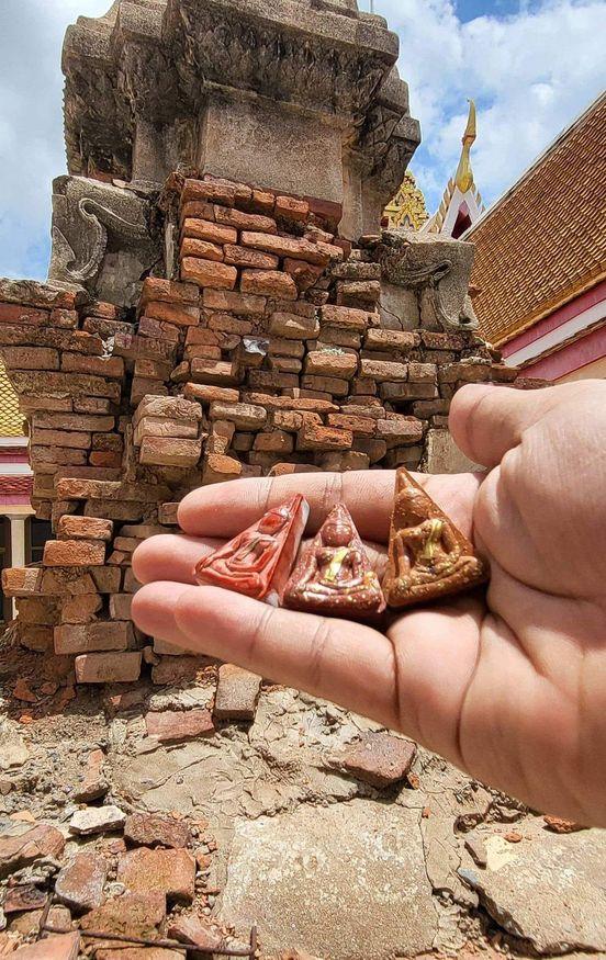 Setthi Saen Lan Nang Phaya Amulet for Protection and Attracting Wealth
