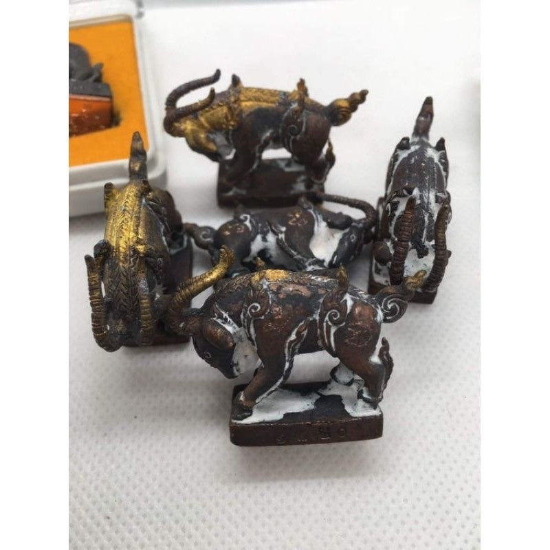 ✨ Supreme Goat Charisma Talisman – Phaya Aelok Chok Edition by Phra Ajarn Tong for Irresistible Charm & Prosperity Surge Default Title