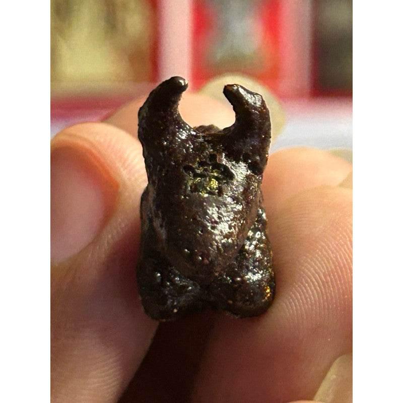 Magic Cow Amulet – Ultimate Protection, Charm & Fortune Booster from Thailand
