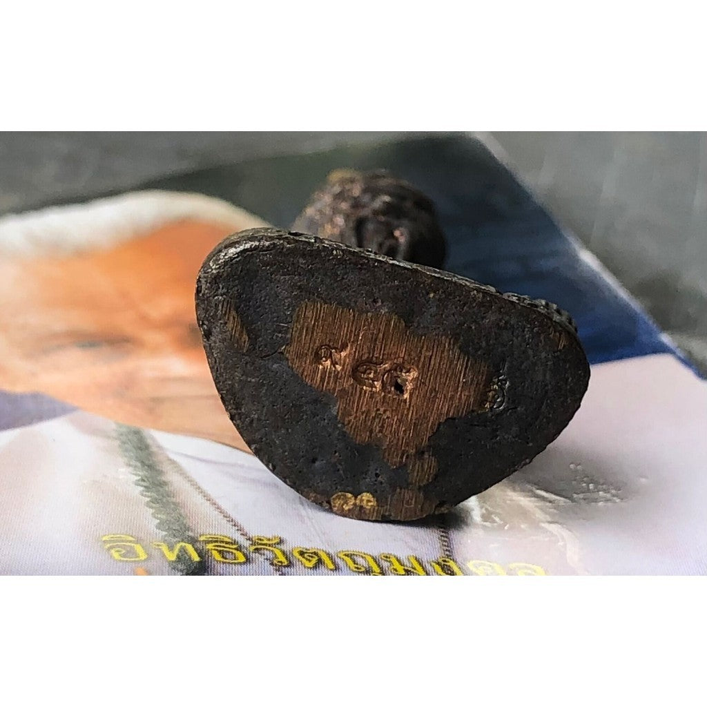 🔥👁️ Supreme Fiery Third-Eye Ruesi Amulet – Borom Kru Ruesi Ta Fai Edition for Prestige, Protection & Prosperity