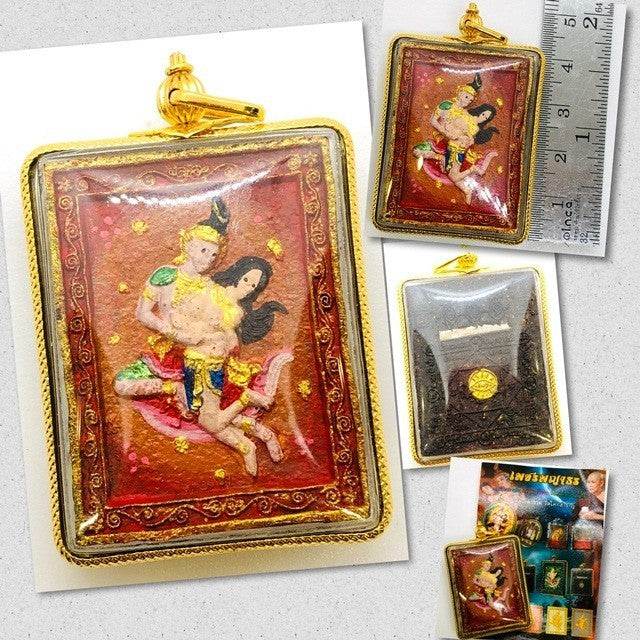 Phet Phaya Thon – Celestial Charm &amp; Millionaire Fortune Amulet (Blessed by Luang Ta Ruam, Wat Khok Samran, 2022) - Thai Blessing Co