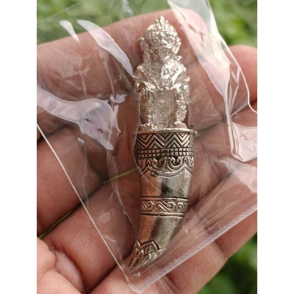 Lucky Hanuman Amulet – Sitting on Fangs Edition by Luang Pu Im, Wat Thung Na Mai (Numbered Limited Edition) 幸运哈努曼法像 – 卧牙坐姿版，由龙普印高僧加持，南部瓦通纳迈寺限量编号款 - Thai Blessing Co