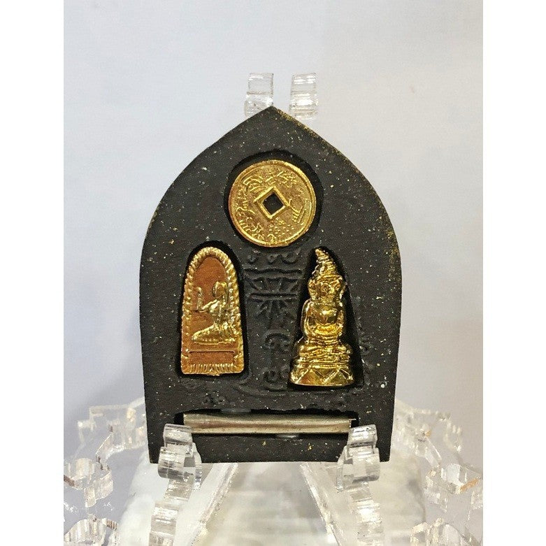 🔥👹 Supreme Red-Eye Ngang Prai Millionaire Amulet – Instant Fortune & Irresistible Charm Edition