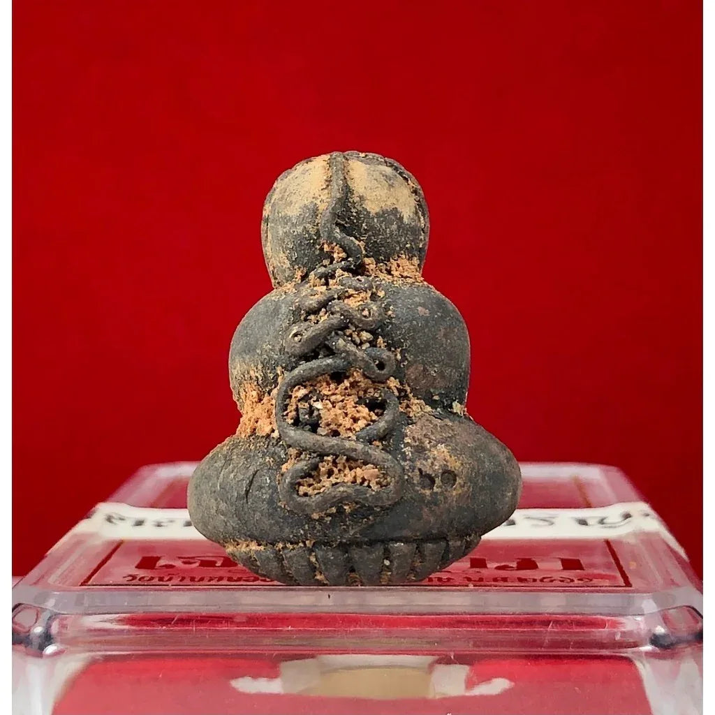 ✨ Ancient Phra Pidta Talisman by Luang Pu Saen – Supreme Protection, Invincibility & Prosperity Booster