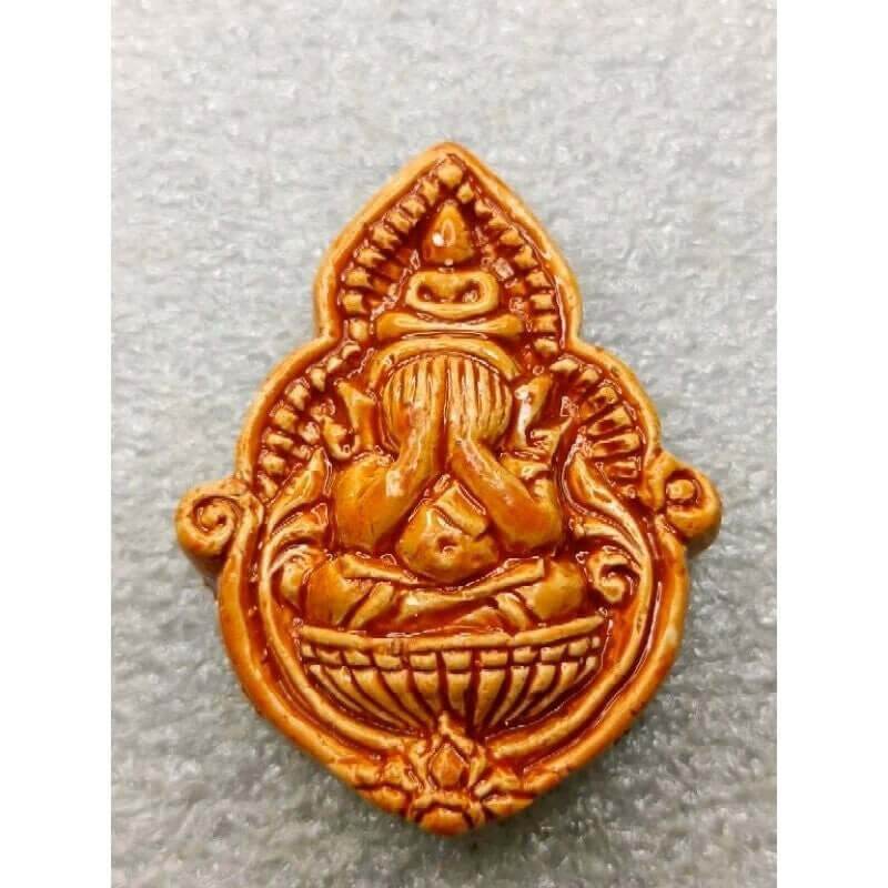 First Era Phong Amulet by Luang Por Im, Wat Thung Na Mai – Sacred Blessing from Wat Khao Or (840 Pieces) 首期粉质佛牌 - 龙波印大师 | 宋卡府通那迈寺 | 高奥寺加持限量840枚 - Thai Blessing Co