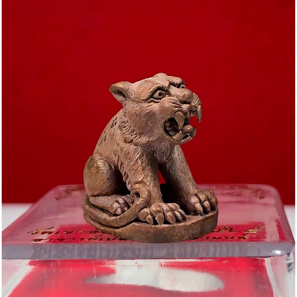 ✨ Supreme Tiger Amulet Racha Phayak Khao Or – Master Ajarn Pien’s Legendary Empowered Power Charm for Authority, Protection & Prosperity