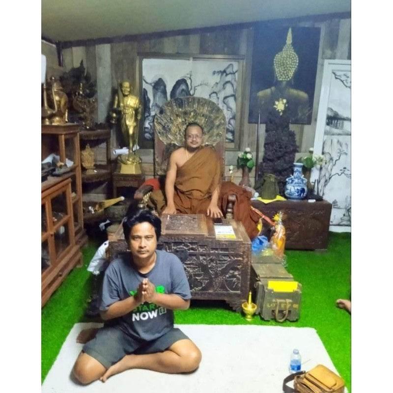 Golden Wealth Balm Mae Thongma by Ajarn Keng – Ultimate Charm & Prosperity for Business Success