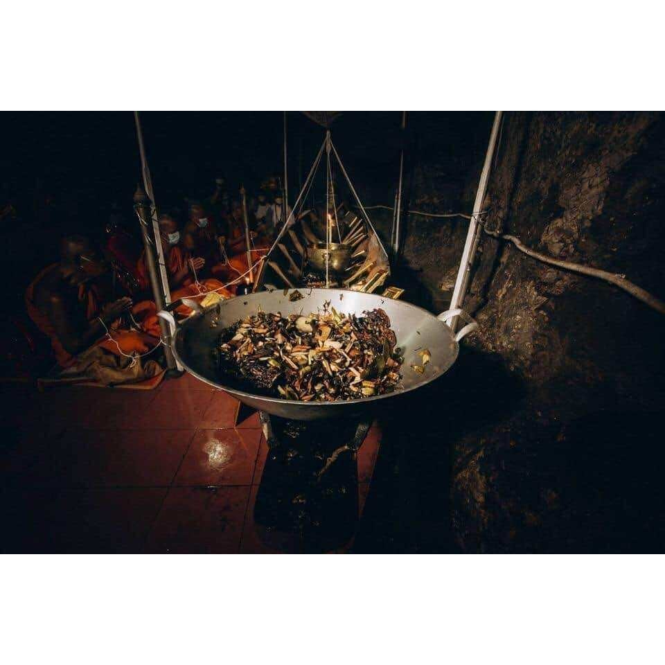 ✨ Supreme Prosperity Buffalo Arrow Talisman – Full Moon Chan Pen Edition by Ajarn Pien for Ultimate Protection & Wealth Magnet