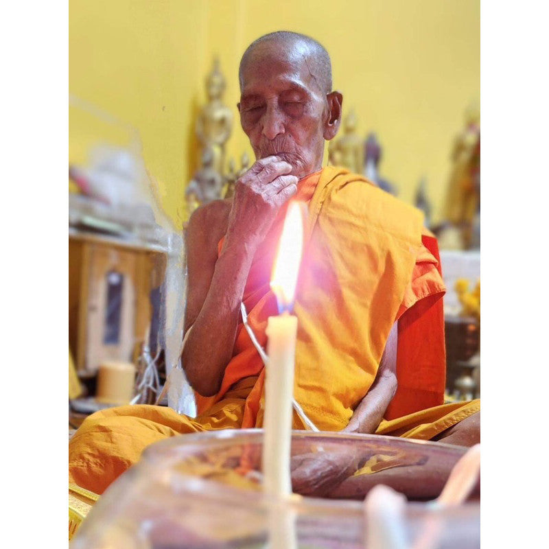 🐺💎 Supreme Harmony Warrior Pendant – Ancient Powder Cultural Edition for Charisma Boost & Prosperity Flow