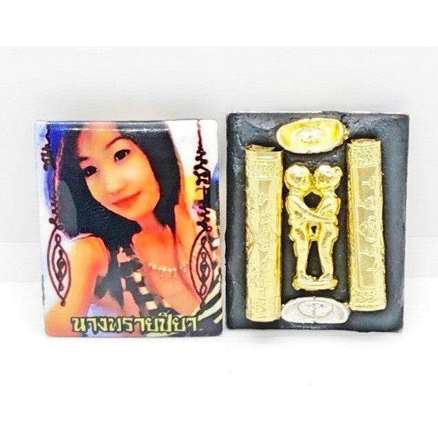 Nang Piya Oil-Locket: Supreme Charm &amp; Fortune | 魅影灵锁：至尊魅力与幸运 - Thai Blessing Co
