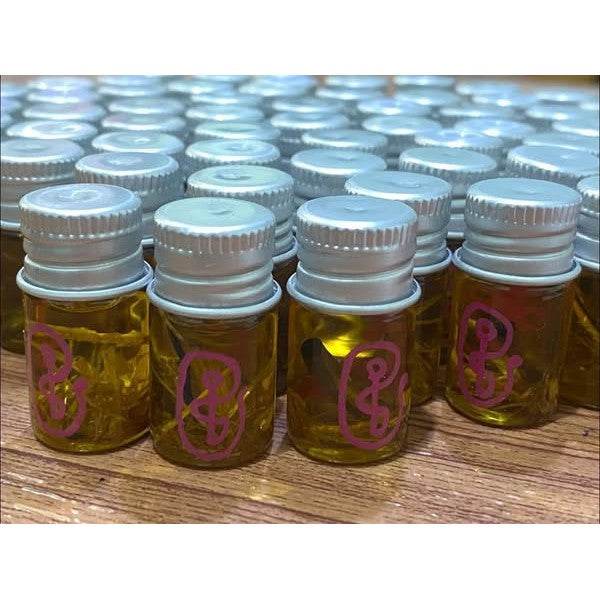 Sacred Passion Root Oil – Thai Charm Oil Blessed by Khruba Det for Ultimate Love &amp; Attraction 泰国招桃花情欲根油 – Khruba Det 开光加持，助你魅力无边、情缘满满！ - Thai Blessing Co