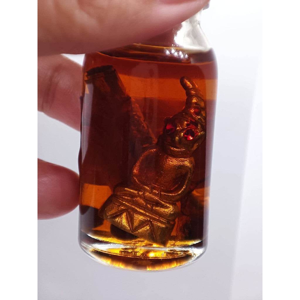 Ngang Klung Rak Oil - Love Obsession Charm by Luang Por Meian, Wat Ban Janoeng | Ancient Khmer Mantra for Attraction, Wealth & Metta