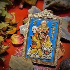 Tiger Charm Spirit Statue – Enchanting Power for Love, Luck &amp; Prosperity | 魅力虎神像 – 爱情财富事业三旺的能量守护 - Thai Blessing Co