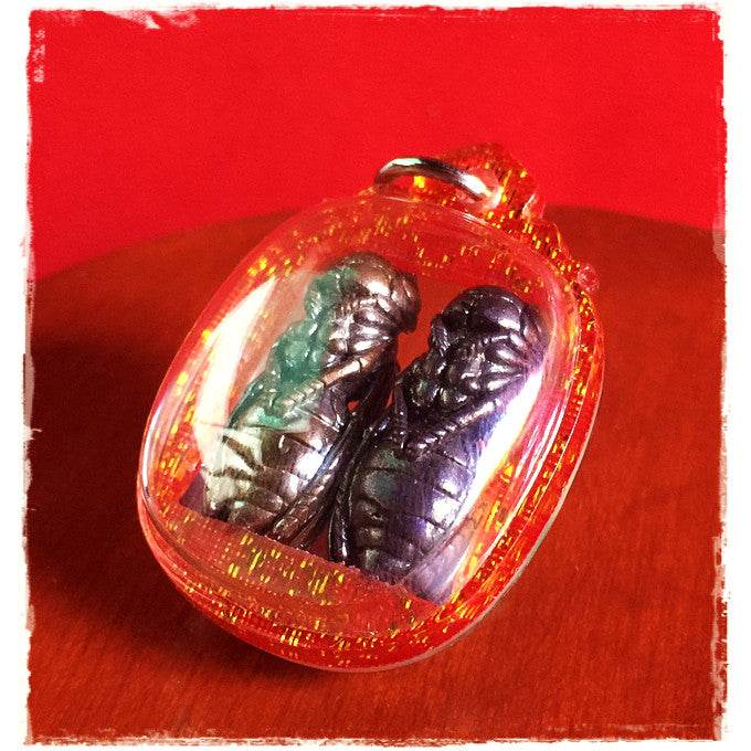 Tor Ngen Tor Thong Wasp Charm – Thai Prosperity Amulet for Wealth &amp; Business Success | 钱蜂幸运护符 – 泰国招财进宝与事业成功吉祥物 - Thai Blessing Co