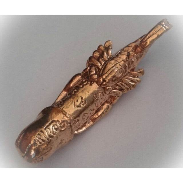 Plad Maengpong Wealth Summoner – Scorpion Officer Amulet for Prosperity &amp; Metta | Consecrated by Luangpu Kru Ba Thammamuni Thitathammo, Mahasarakham ปลัดแมงป่องเรียกทรัพย์ – 帝王蝎官招财符咒 | 加持者：达摩穆尼大师，马哈沙拉堪府 - Thai Blessing Co